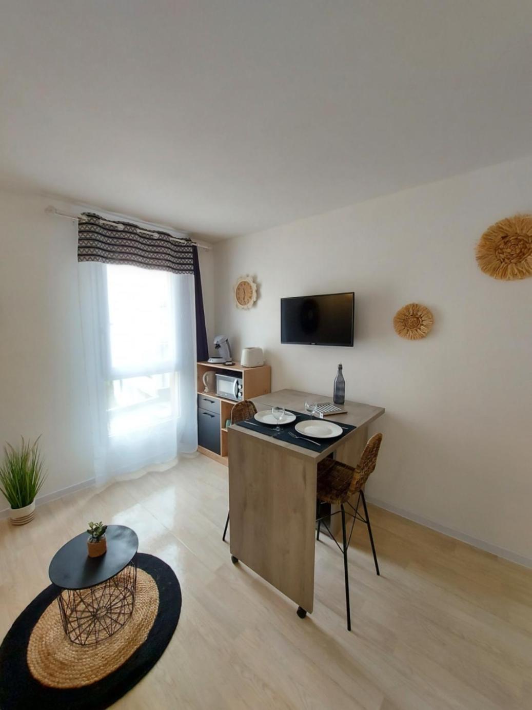 L'Ethnik--Studio Tout Confort--Clim--Parking--Wifi Lourdes Exterior photo
